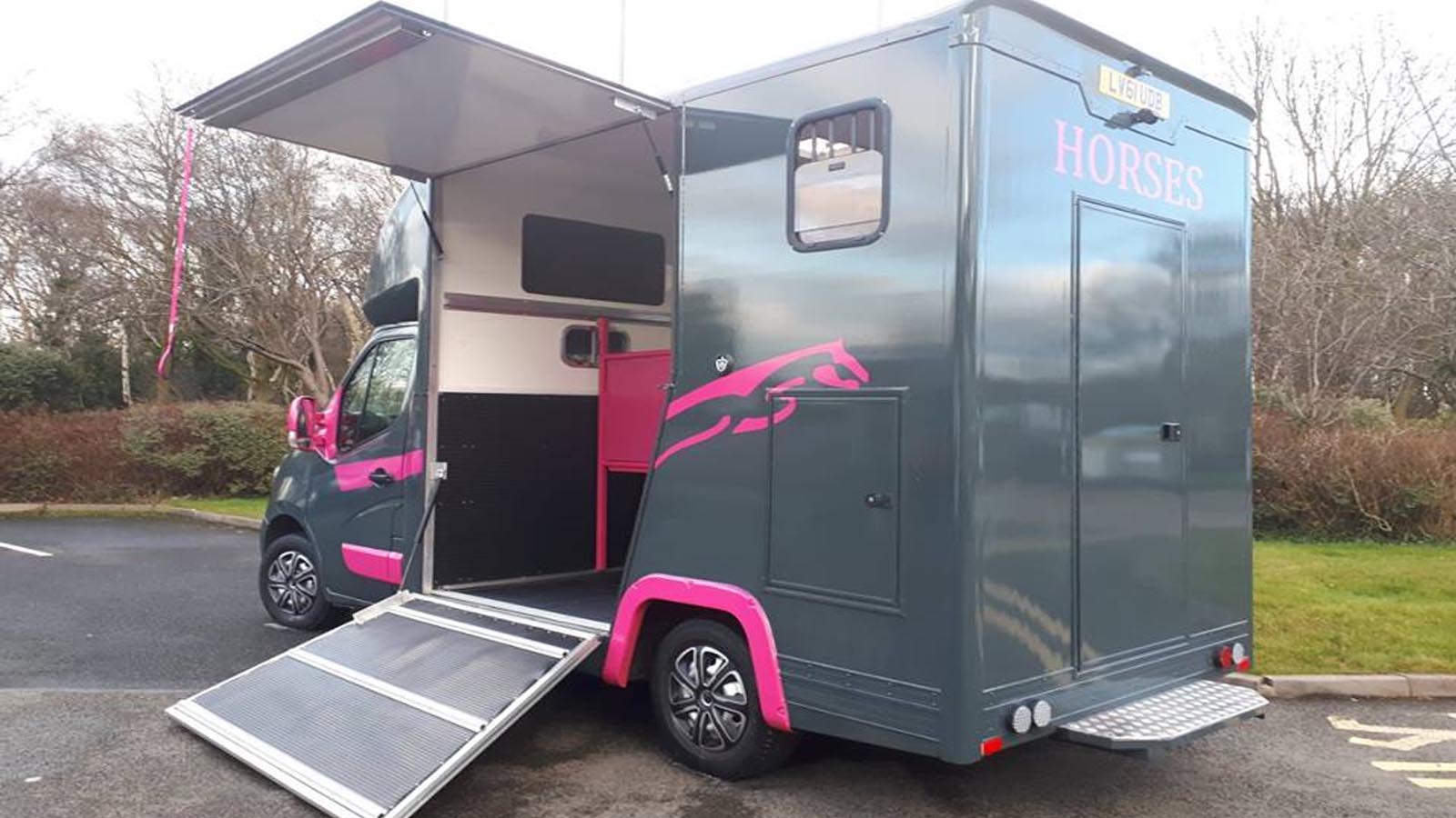 Travel Two Horseboxes Best Buy Ruby Rose Horseboxes